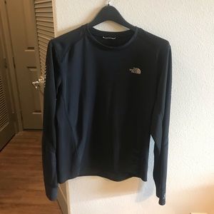Black north face workout top